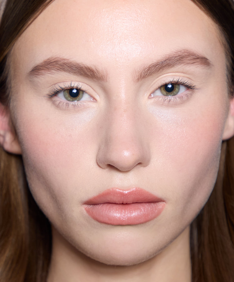 Cleo wears Brow Pomade in Chestnut