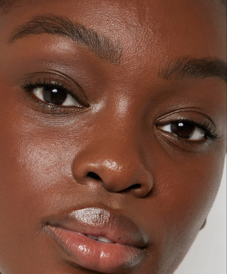 Model wears Brow Pencil in Black