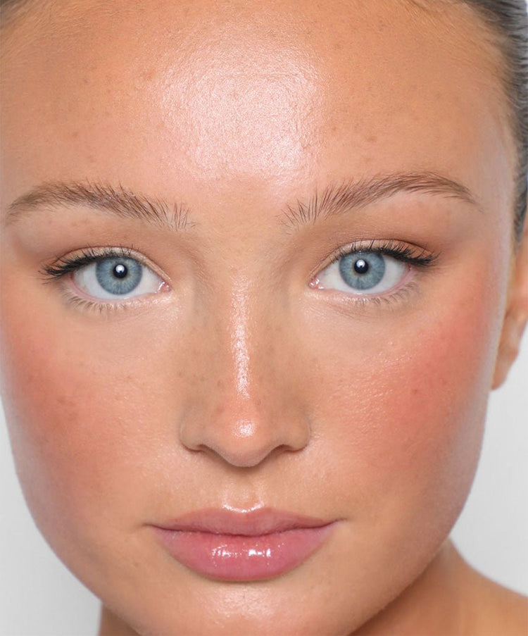 Grace wears Brow Tint in Soft Brown