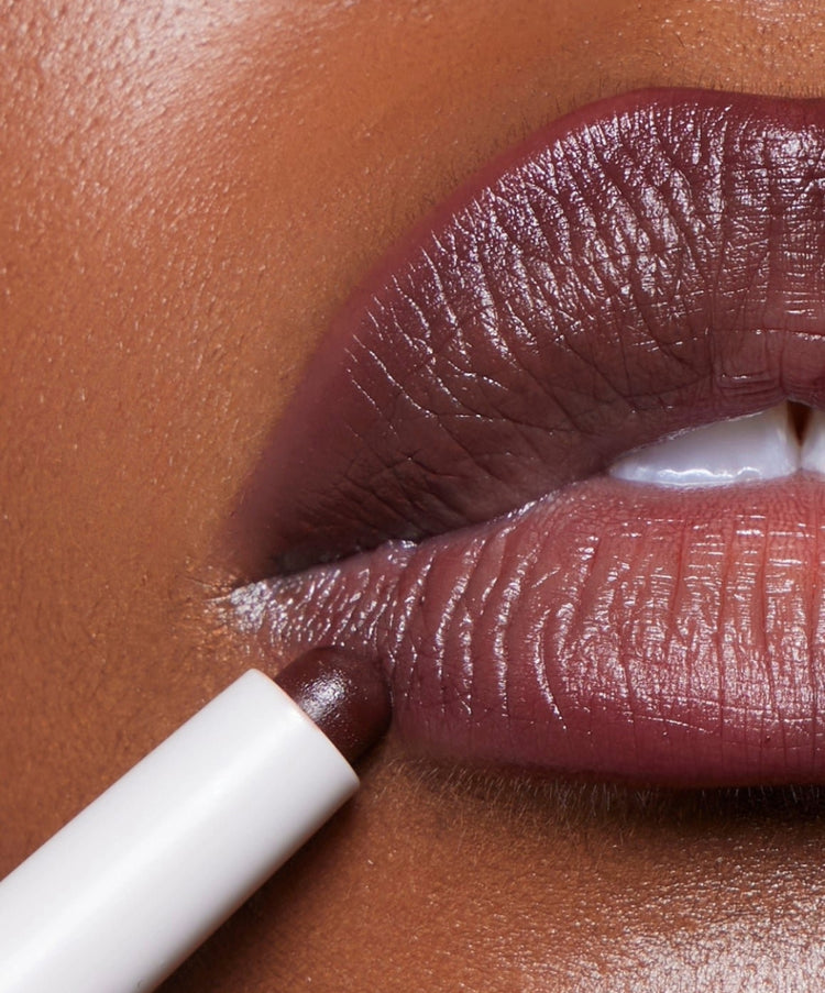 | desc: | text: light Blur Liner in shade Plum